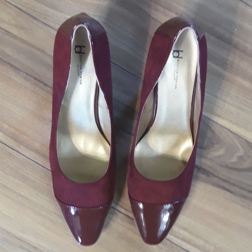 Boston Design Studio Wine Colored Suede/Patten Leather Look Heels